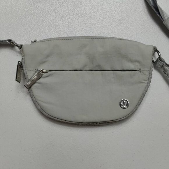 Lululemon All Night Micro Festival Bag- Gray - Picture 3 of 9